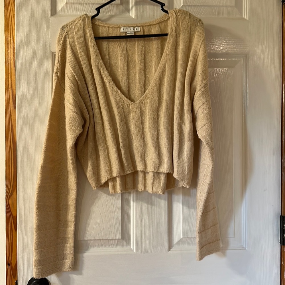 Cute Crop Sweater!